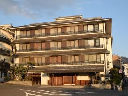 さるさわ池 よしだやの宿泊予約なら フォートラベル の格安料金比較 奈良市