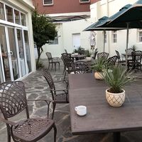 レストラン外の喫煙ルーム