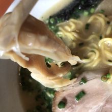 20cmもある穂先の支那竹が旨い！