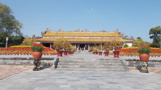 フエ王宮の中心の建物です。