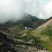 白山(御前峰から紺屋ヶ池)