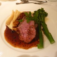 牛のフィレ肉にトリュフソース