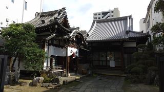 歴史を感じる建物