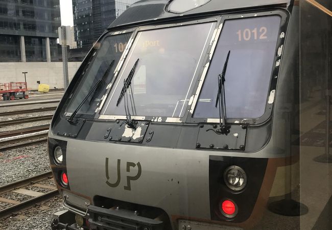 15分間隔25分で結ぶ空港鉄道