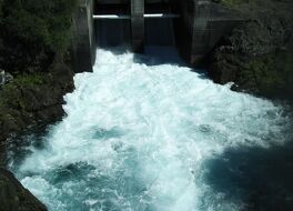 アラティアティア ダムとアラティアティア ラピッズ