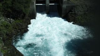 アラティアティア ダムとアラティアティア ラピッズ