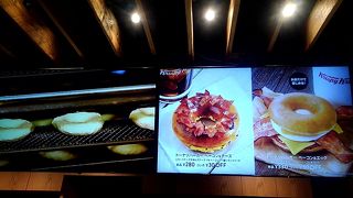 イートインスペースも広々していました。