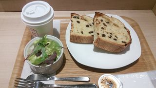 軽井沢レザンのモーニングセット