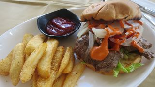 ランチはカジュアル