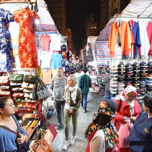 香港っぽいお土産から「それ、買う人いる？」的なものまで。