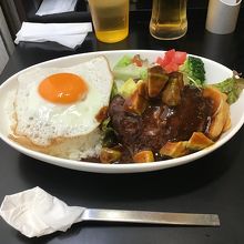 フレッシュアボカドロコモコ