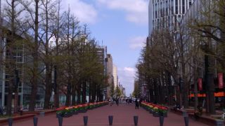 北海道庁旧本庁舎の東側にある小さな広場