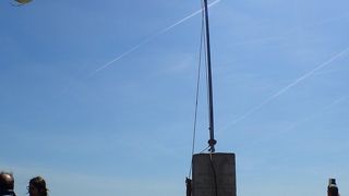 他の方の口コミにはないですが、搭の上まで上がるガイドツアーに参加して欲しいです！