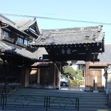 一乗寺山門