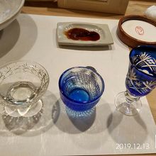 お酒のチョイスに迷ったら、三種飲み比べセットがお勧め