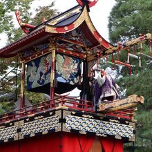 櫻山八幡宮の境内の「布袋台のからくり奉納」　準備中風景