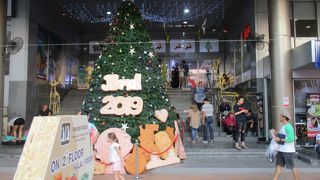 クリスマスシーズンのJJモール2018