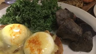 トロリーのイリカイホテル停留所の近く