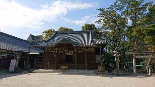 近鉄四日市駅からも近い