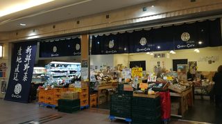 併設の店舗はアンテナショップ