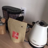 お部屋にはサザコーヒー。自分で挽くのも楽しい！