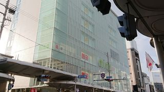 河原町の便利なショッピングモール