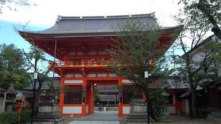 広々としていて、貫禄があります。