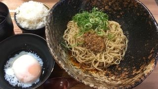 銀座でも広島の汁なし担担麺が食べられる