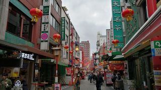 買い食いも楽しめる