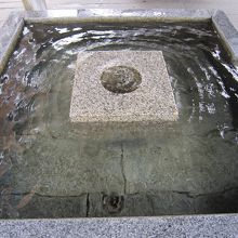 ９井戸水噴出口