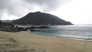 ここは昔から波穏やかなところだった。