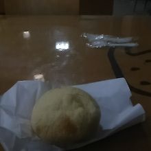 今回は中央食堂内で食べさせて頂きました