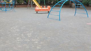 浅草寺敷地内の公園