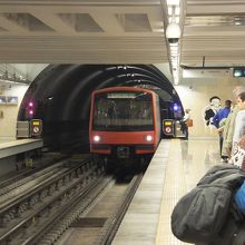 ポルトガルに入国後、地下鉄でリスボン市内へ移動