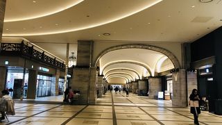 美しいアーケード