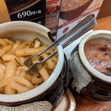 塩辛と壺漬けが嬉しいです