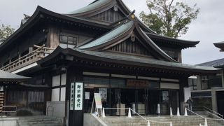 寒川神社