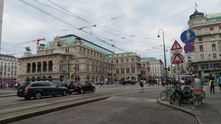 メインストリートです