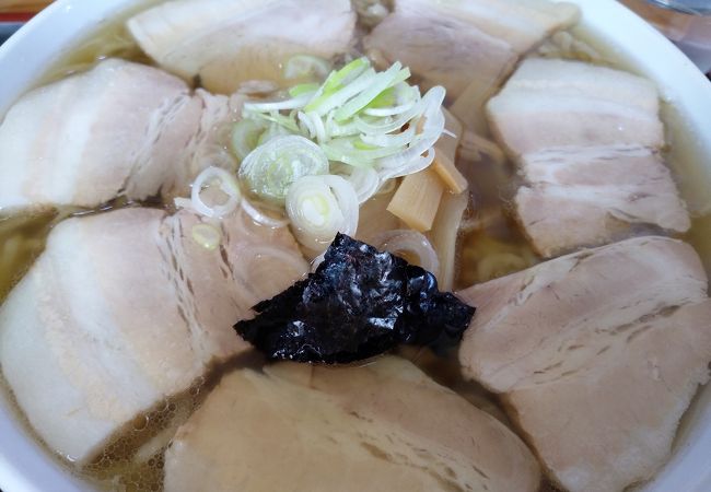 【満腹保証】超メガ盛（５玉 1,250g）まで増量無料の満腹ラーメン