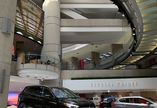 飲食店多数、記念品も買える