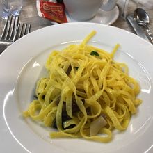 キノコのパスタ