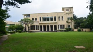 西洋庭園と日本庭園