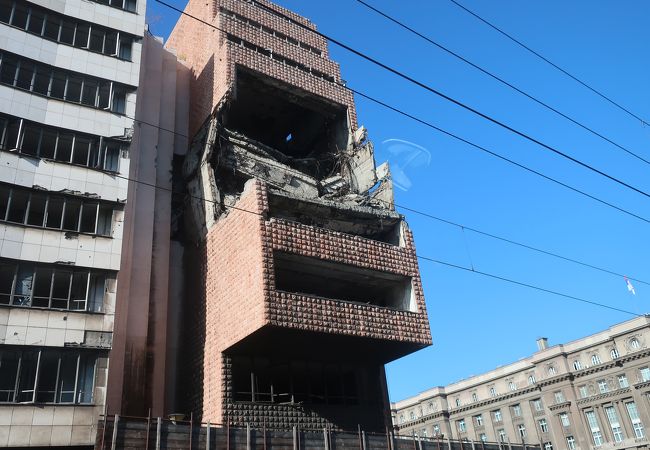 旧ユーゴスラビア国防省 クチコミ・アクセス・営業時間