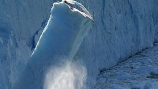 氷河の大崩落の絶景ポイントはここだ！