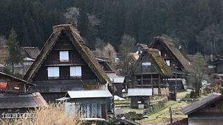 暖かくて雪のない白川郷でした