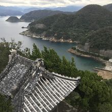 雲見の集落を見守る浅間神社