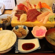 海幸刺身定食　2,100円