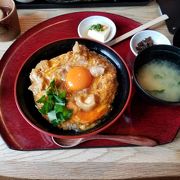 親子丼看板メニューです