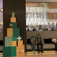 ロビーのクリスマスデコレーションが素敵でした