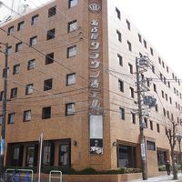 老舗感たっぷりの外観です。